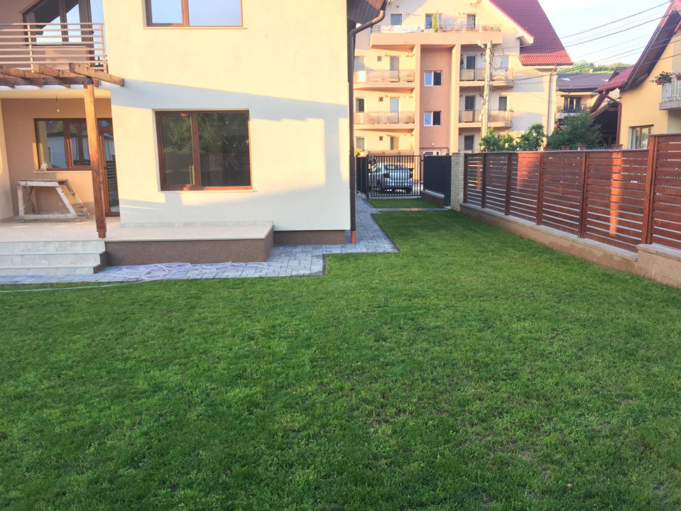 Închiriere casă nouă cu etaj, 5 camere, 180 mp., Mănăștur