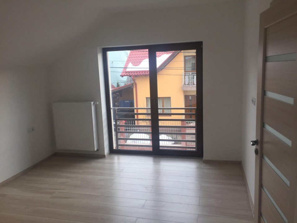 Închiriere casă nouă cu etaj, 5 camere, 180 mp., Mănăștur