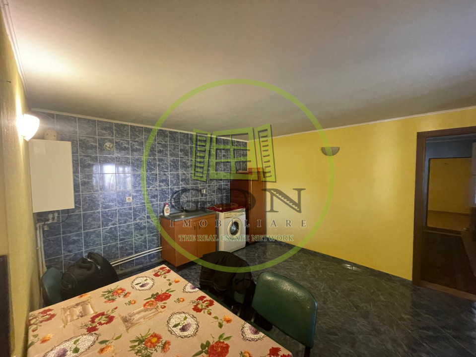 Casă parter cu garaj construită în 2011, cu teren de 511mp în Mogoșești Dolj