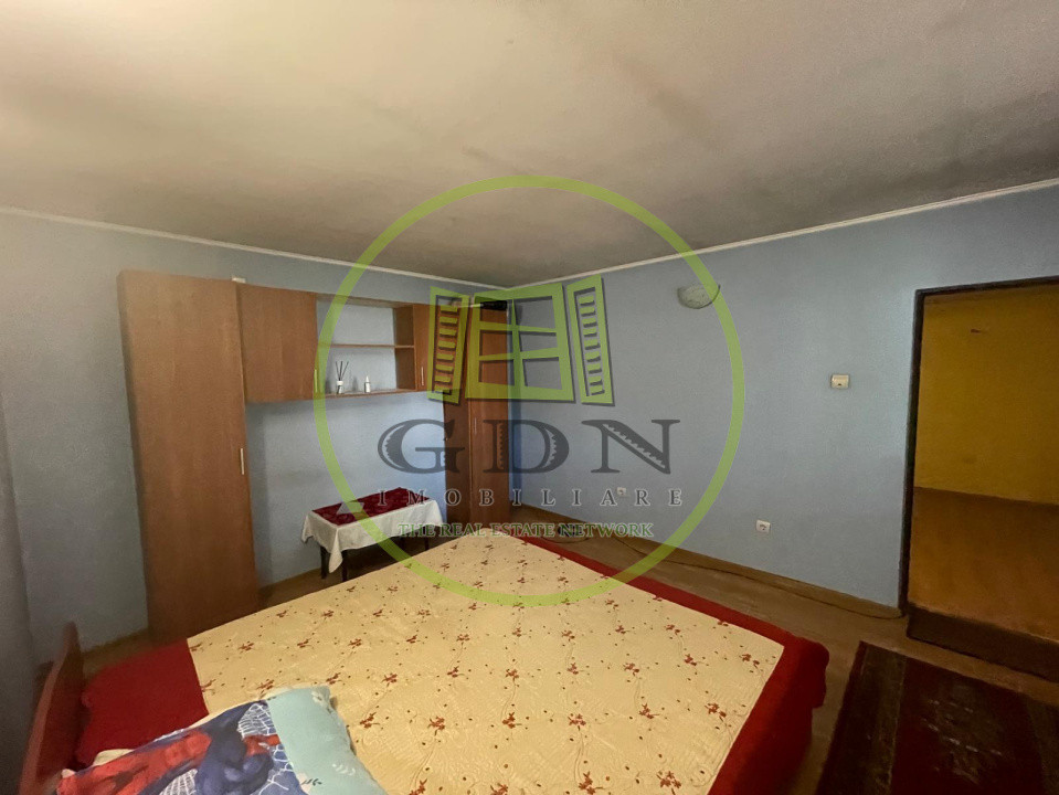 Casă parter cu garaj construită în 2011, cu teren de 511mp în Mogoșești Dolj