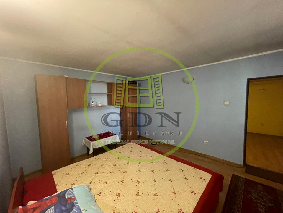 Casă parter cu garaj construită în 2011, cu teren de 511mp în Mogoșești Dolj