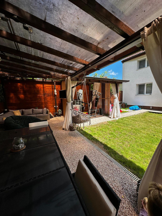 Casa P+E, curte, supraveghere video