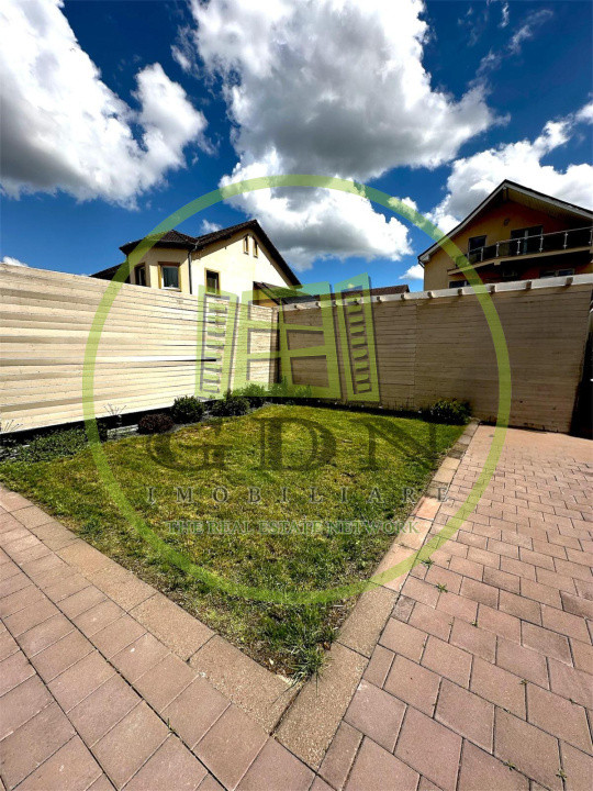 Casa P+E, curte, supraveghere video