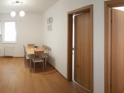 Apartament de închiriat- 2 camere (50mp)
