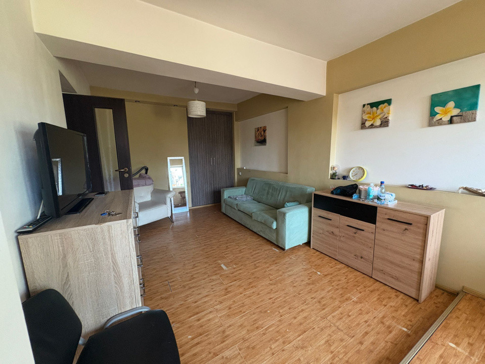 Apartament, 2 camere, semidecomandat, 56 mp, Centru, Zona Universitatii