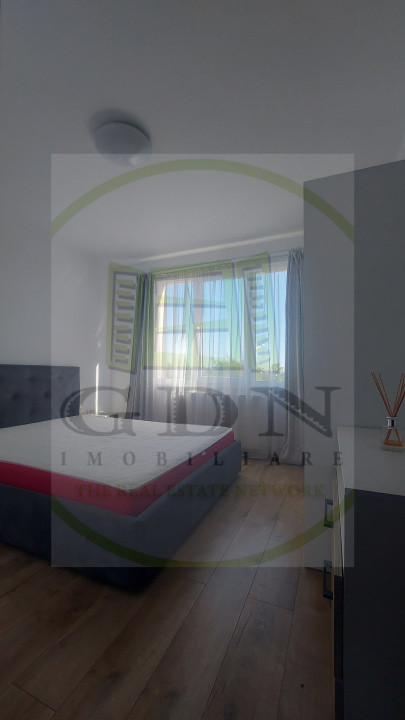 Inchiriere apartament 2 camere Cosmos Brașov