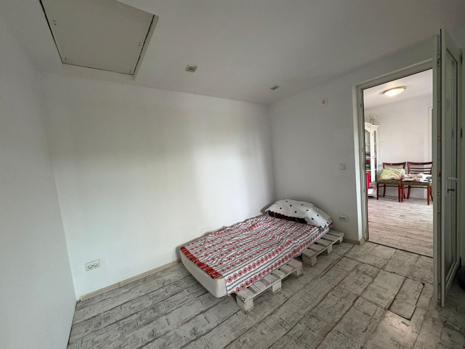 Casa cu 2 camere, 30mp, Calea Bucuresti, zona McDonald"s