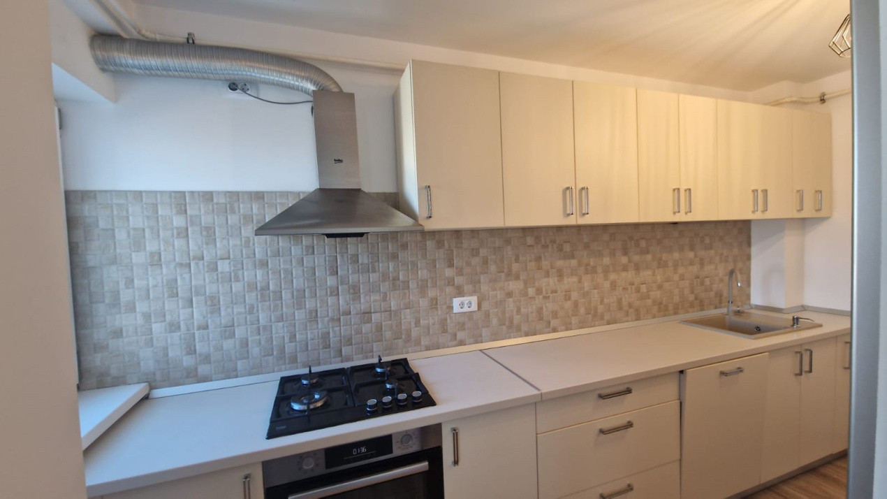 Apartament 2 camere, semidecomandat, 60mp, Centru