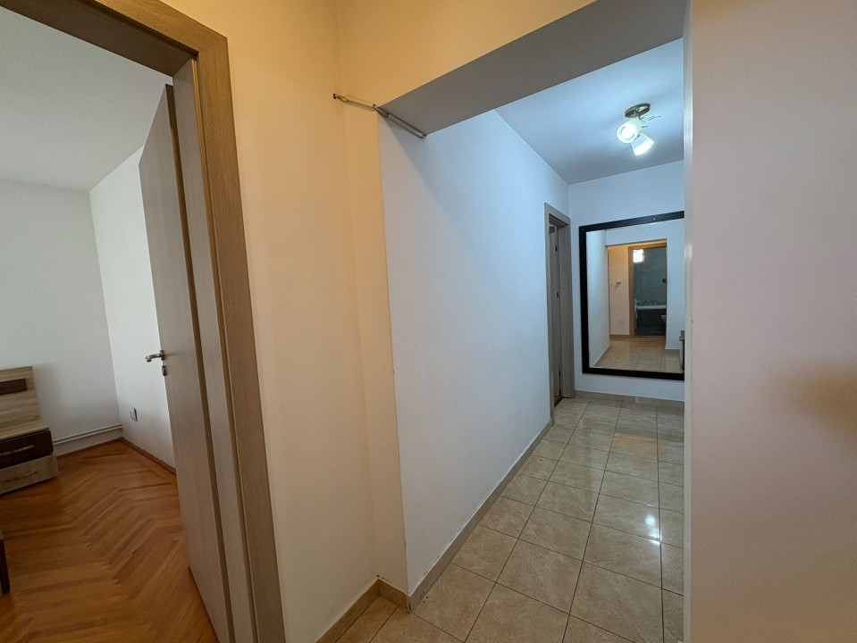 Apartament, 3 camere, open space, 95 mp, Cartier 1 Mai, Zona Ciuperca