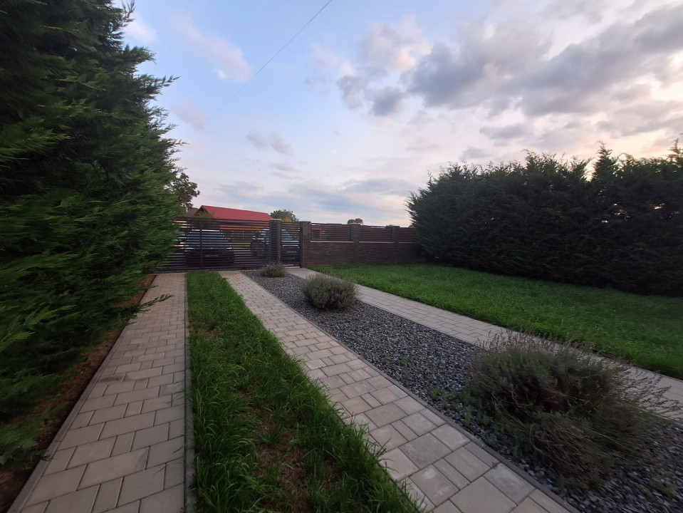 Casă de vanzare com, Mihai Viteazu , 140mp, 14000mp teren, 337 900euro