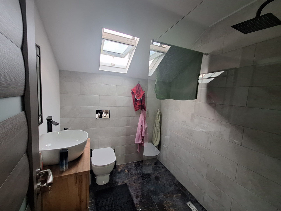 Casă de vanzare com, Mihai Viteazu , 140mp, 14000mp teren, 337 900euro