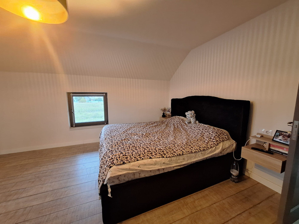 Casă de vanzare com, Mihai Viteazu , 140mp, 14000mp teren, 337 900euro