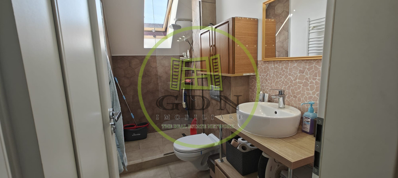 Apartament de vânzare   | 4 camere - 98 mp |  zona Valea Aurie  