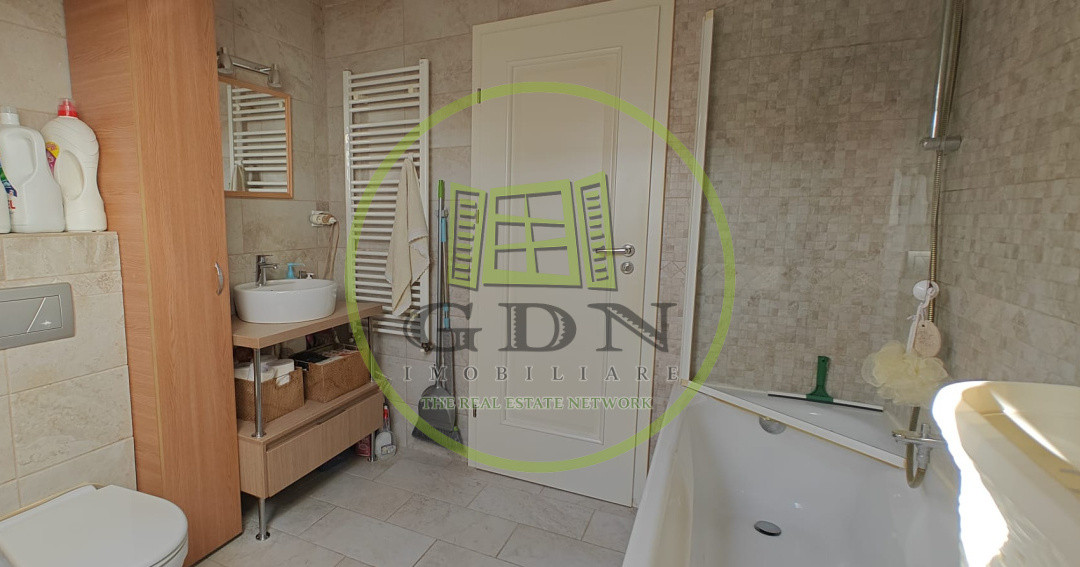 Apartament de vânzare   | 4 camere - 98 mp |  zona Valea Aurie  