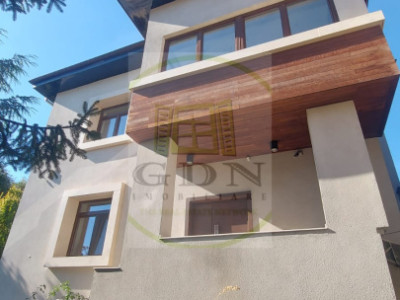 Spatiu birou central, versatil - 160 mp