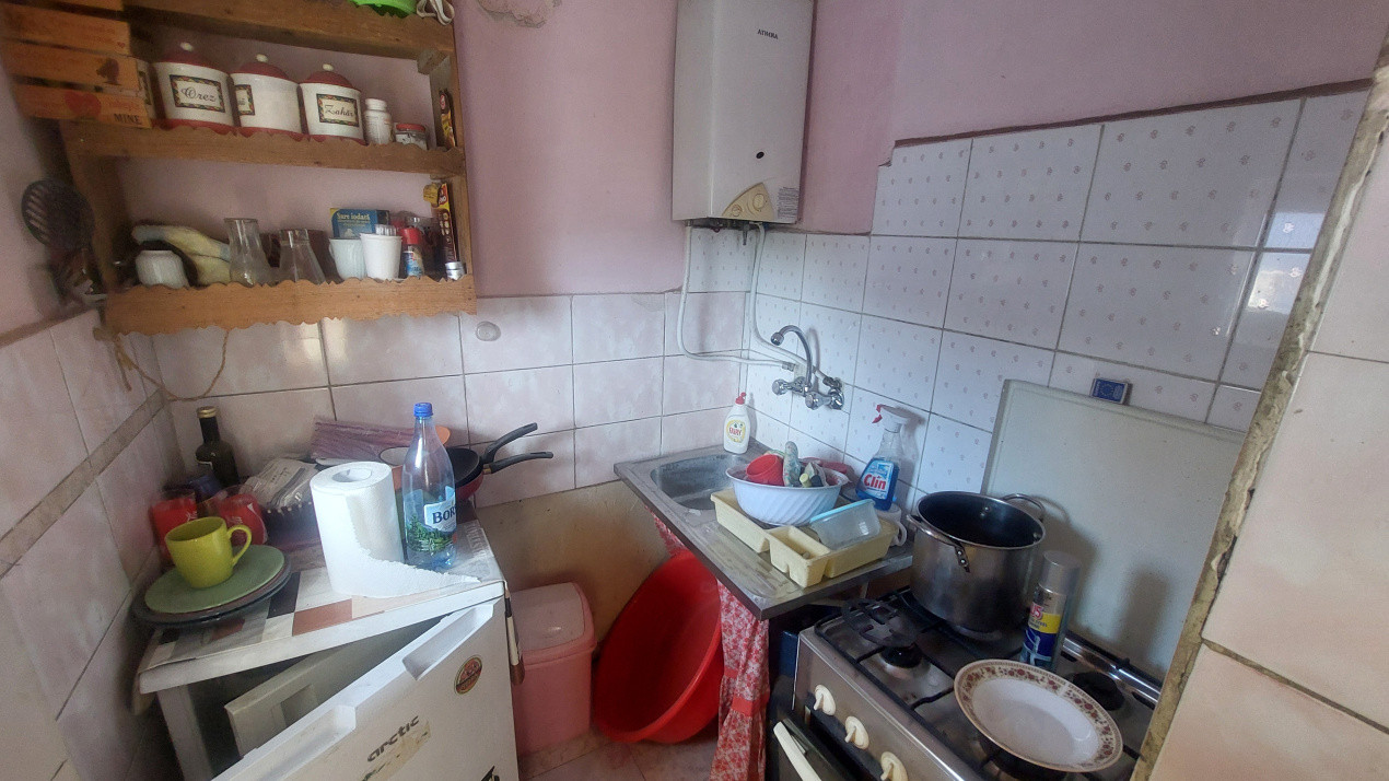Apartament doua camere semidecomandat, etajul 4, Brazda zona Scoala 23