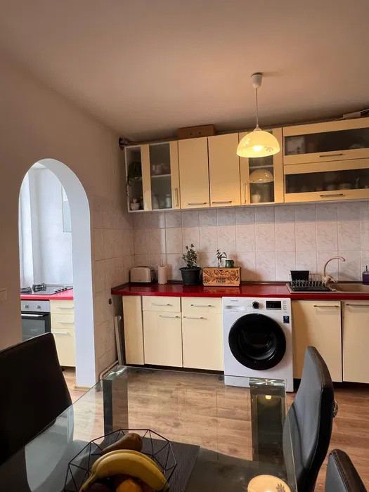 Apartament de închiriat- 2 camere (Vasile Aron)