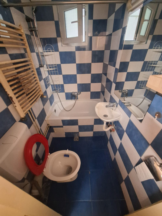 Garoniera  22mp utili, spre vanzare in Compa