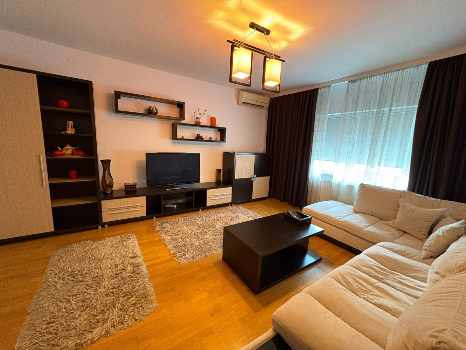 Apartament, 3 camere, decomandat, 82,5 mp, Calea Bucuresti, Zona Electroputere