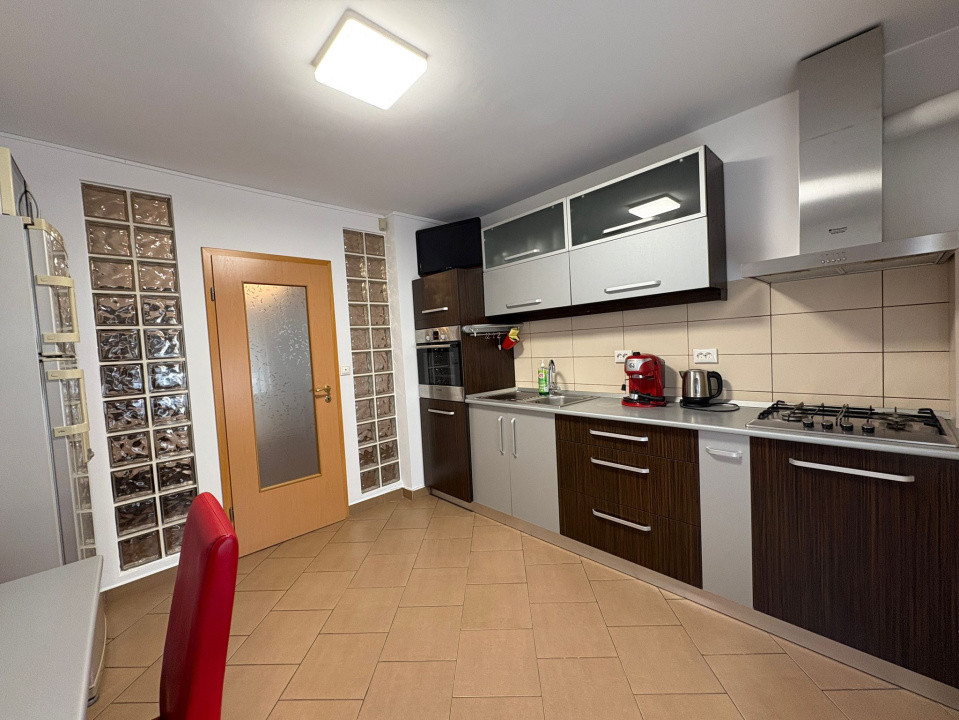 Apartament, 3 camere, decomandat, 82,5 mp, Calea Bucuresti, Zona Electroputere