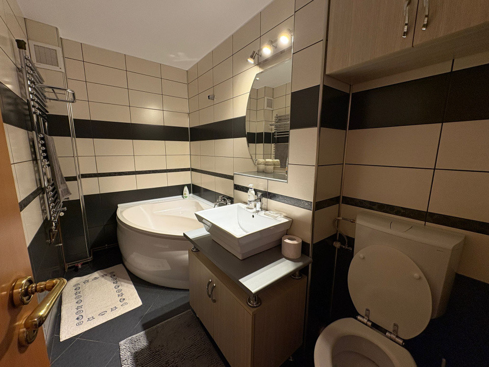 Apartament, 3 camere, decomandat, 82,5 mp, Calea Bucuresti, Zona Electroputere
