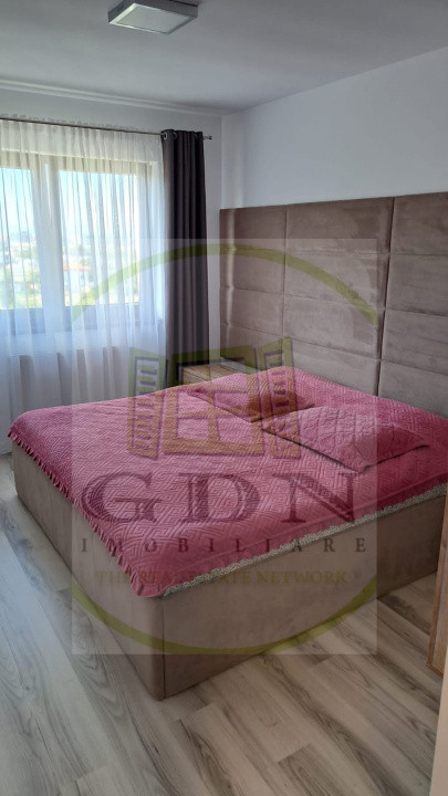 Inchiriere apartament 3 camere decomandat, Brașov, Noua 