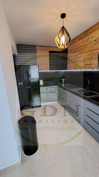 Inchiriere apartament 3 camere decomandat, Brașov, Noua 