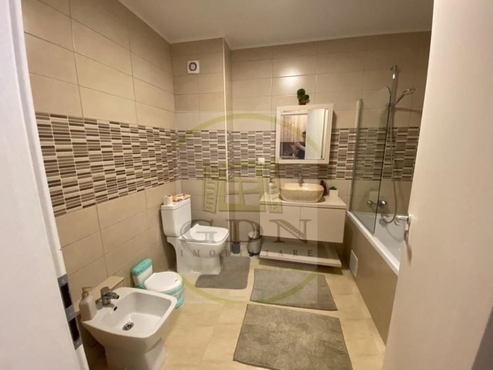 Inchiriere apartament 3 camere decomandat, Brașov, Noua 