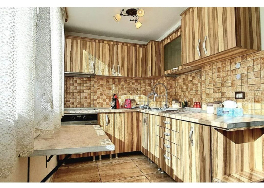 Apartament de închiriat | 3 camere 87 mp |Terezian Strada Rusciorului 