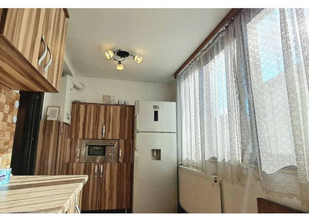 Apartament de închiriat | 3 camere 87 mp |Terezian Strada Rusciorului 