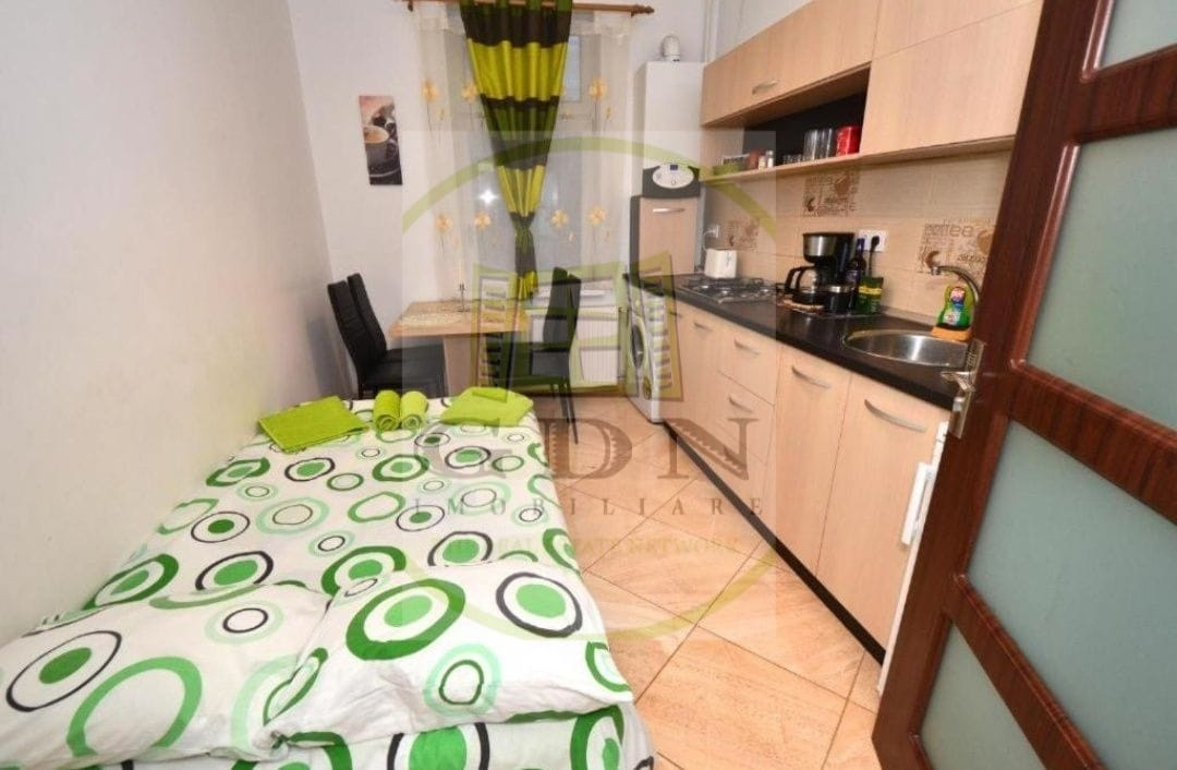 Inchiriere apartament studio decomandat, Brasov, Piata Sfatului 