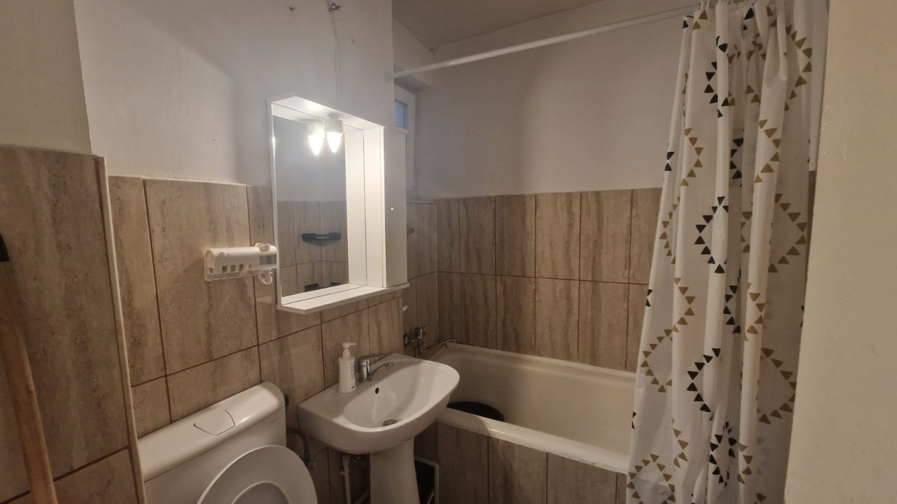 Apartament 2 camere, semidecomandat, 50mp, Centru, zona Teatrului