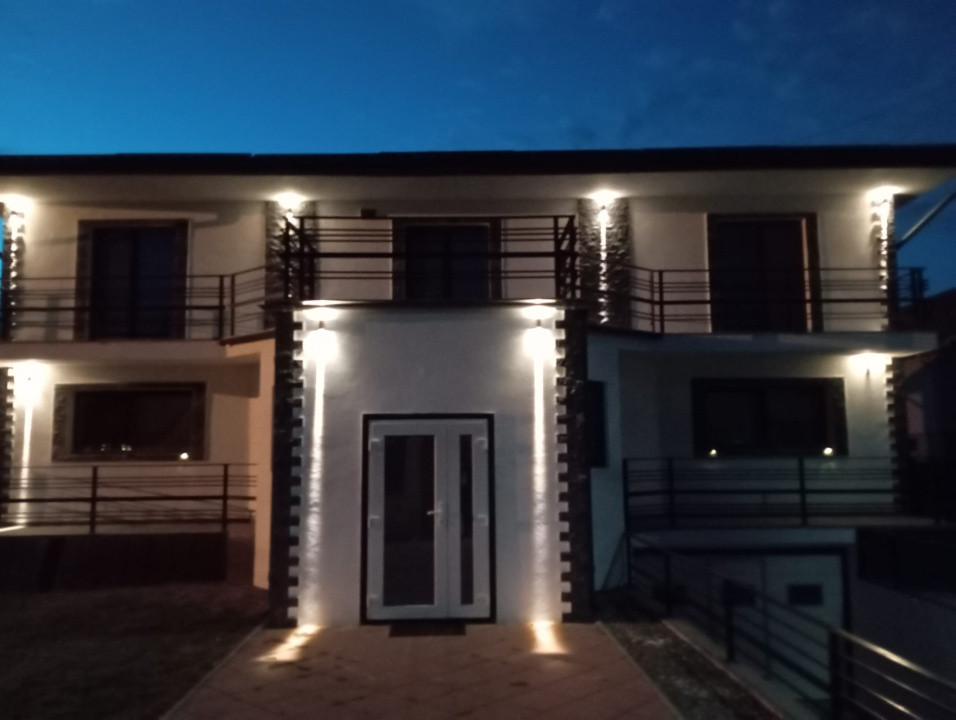 Ofertă! Vânzare casă cu etaj, 262 mp. , Mihai Viteazu/Turda