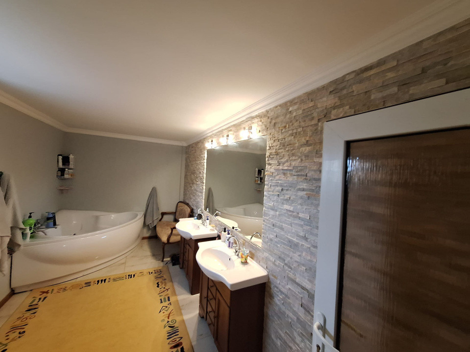 Urgent! Vânzare casă cu etaj, 262 mp. , Mihai Viteazu/Turda