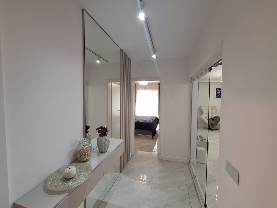 Oportunitate! Ap. de lux, 2 camere, 56 mp,+ terasă 27 mp. Gheorgheni,239000 eur