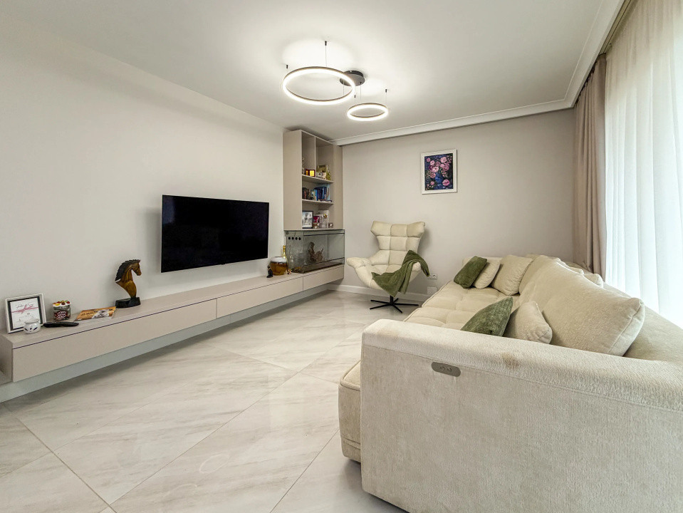 Oportunitate! Ap. de lux, 2 camere, 56 mp,+ terasă 27 mp. Gheorgheni,239000 eur