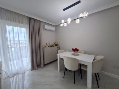 Oportunitate! Ap. de lux, 2 camere, 56 mp,+ terasă 27 mp., Gheorgheni