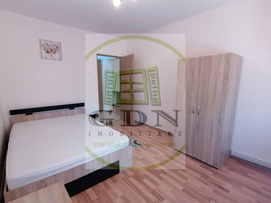 Inchiriere apartament 2 camere semidecomandat, zona ITC, Al. Vlahuta, Brasov