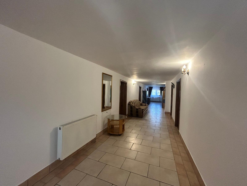 Afacere la cheie, 2963 mp utili, 21598 mp teren, Cernele