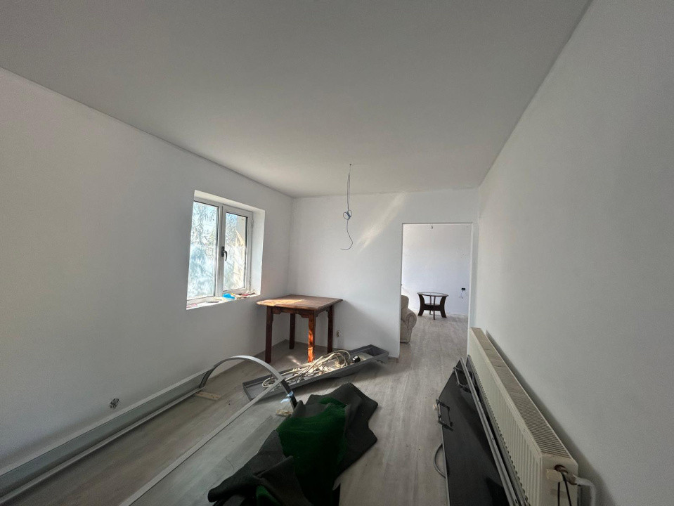 Afacere la cheie, 2963 mp utili, 21598 mp teren, Cernele