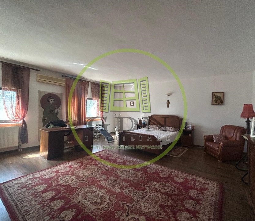 Afacere la cheie, 2963 mp utili, 21598 mp teren, Cernele