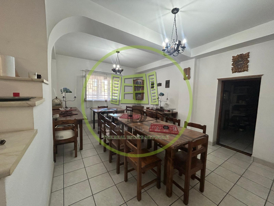 Afacere la cheie, 2963 mp utili, 21598 mp teren, Cernele