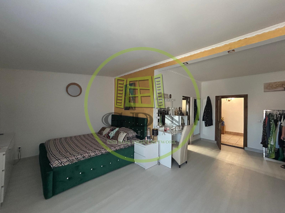 Afacere la cheie, 2963 mp utili, 21598 mp teren, Cernele