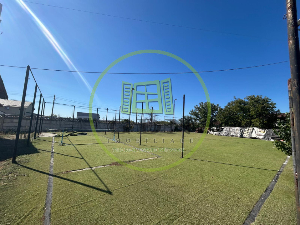 Afacere la cheie, 2963 mp utili, 21598 mp teren, Cernele