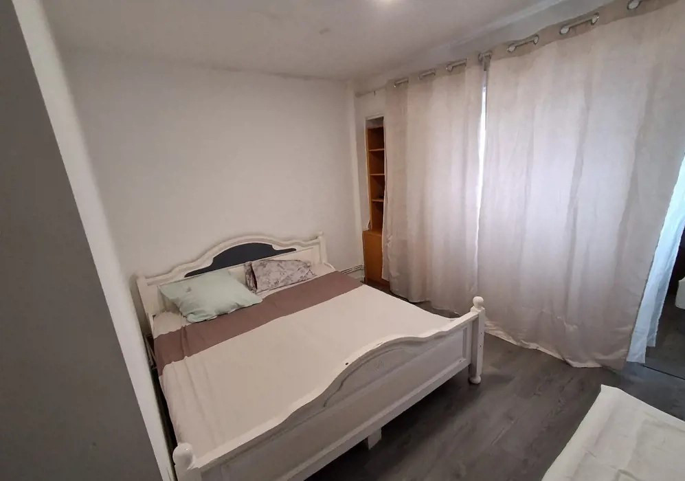 Apartament de inchiriat 2 camere| 53 mp | Zona Garii