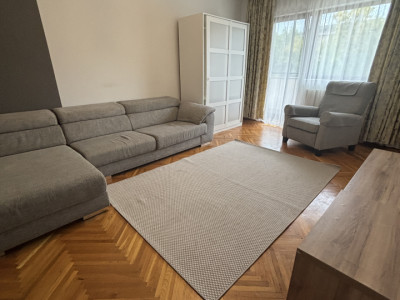 Apartament 3 camere de inchiriat central