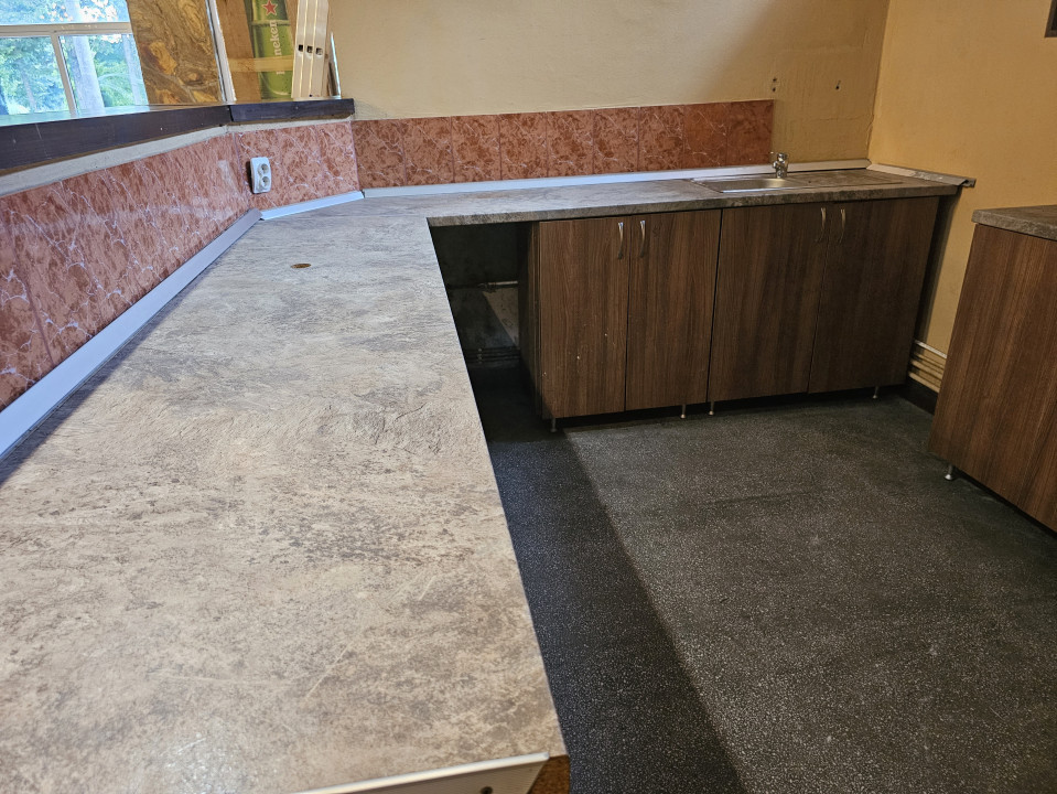 Spațiu comercial 