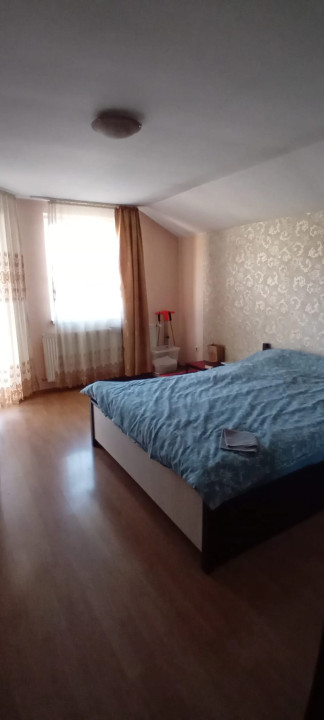 Oferta calda! Vila de inchiriat in Dâmbul Rotund, 1300 Euro/lună, negociabil!