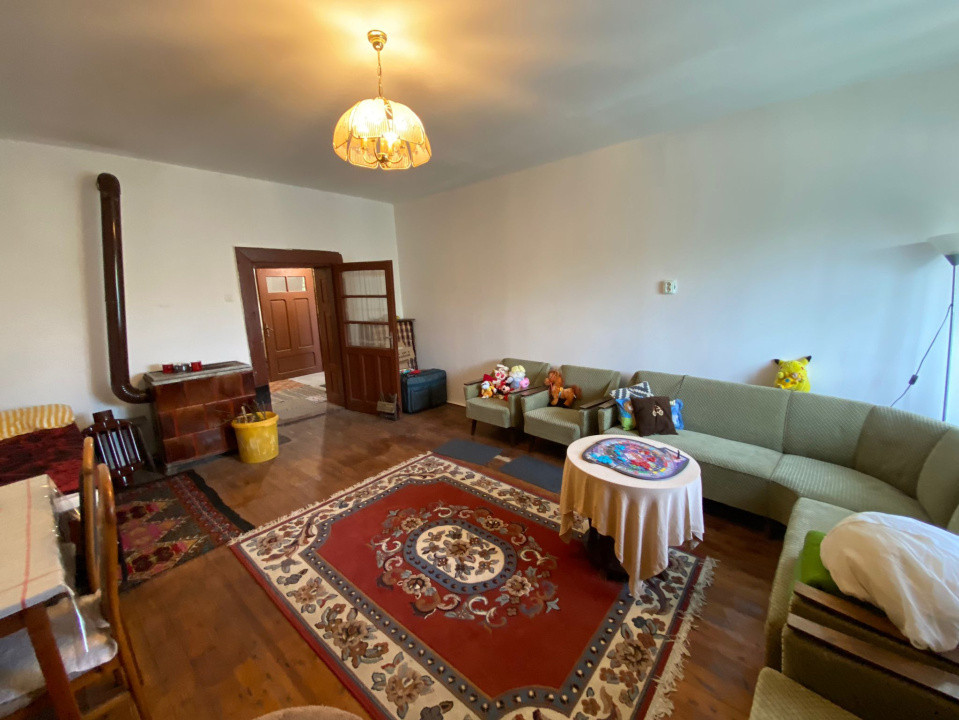 Casă de vacanță , 2 cam, teren 3.381 mp 