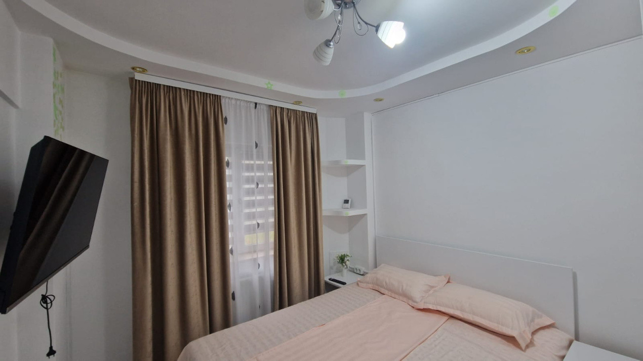 Apartament 2 camere, semidecomandat, 50mp, 1 mai, zona Confectii